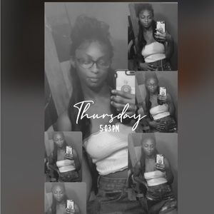 Meet your Posher, 𝓔𝓶𝓸𝓷𝓲𝓲